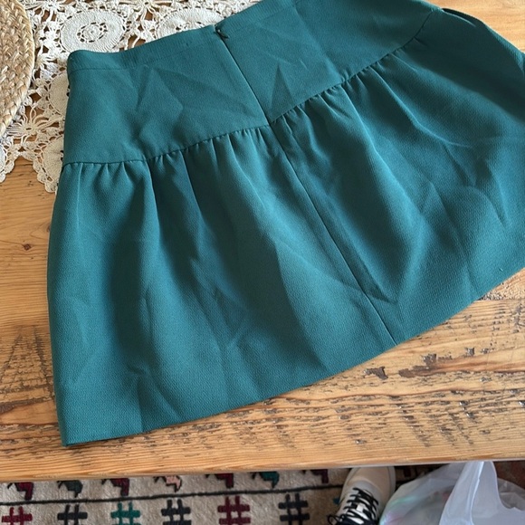 J. Crew Green Smocked Bubble Mini Skirt Casual - Picture 7 of 7